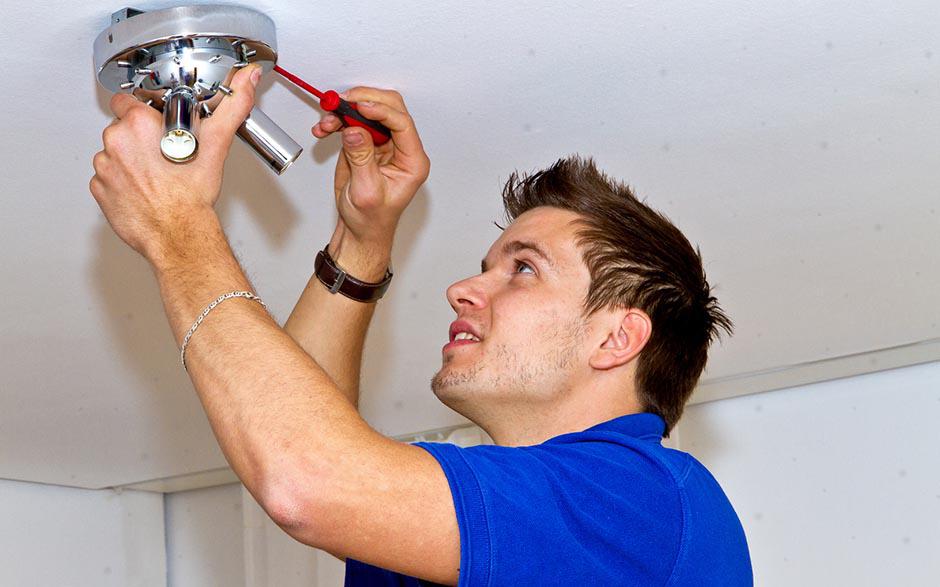  refaire électricité Maurepas